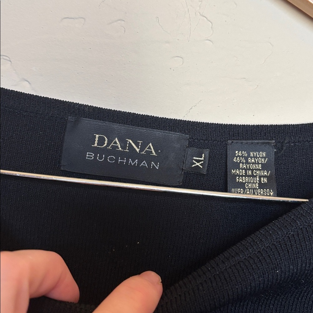 DANA BUCHMAN KEYHOLE BLACK TOP!  Women’s xl - Picture 3 of 4